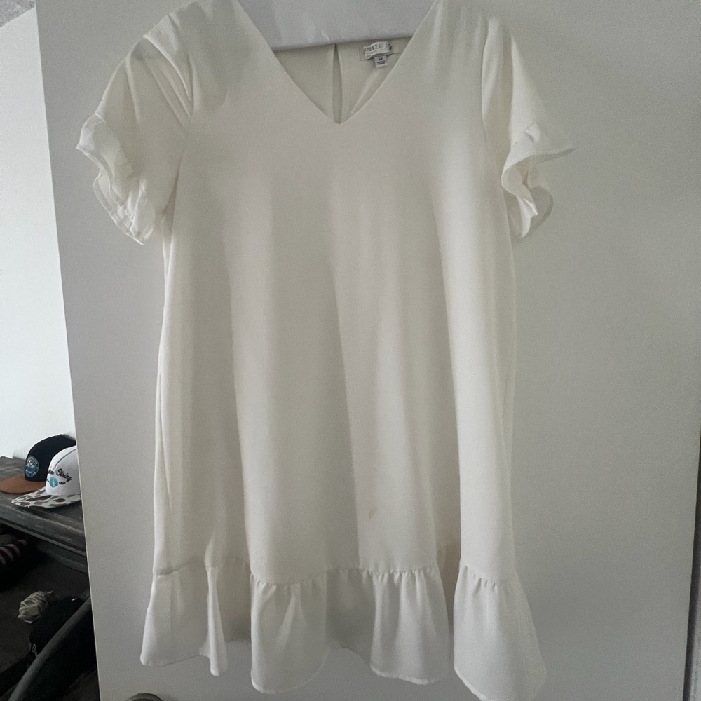 Elegant White Ruffle Sleeve Dress